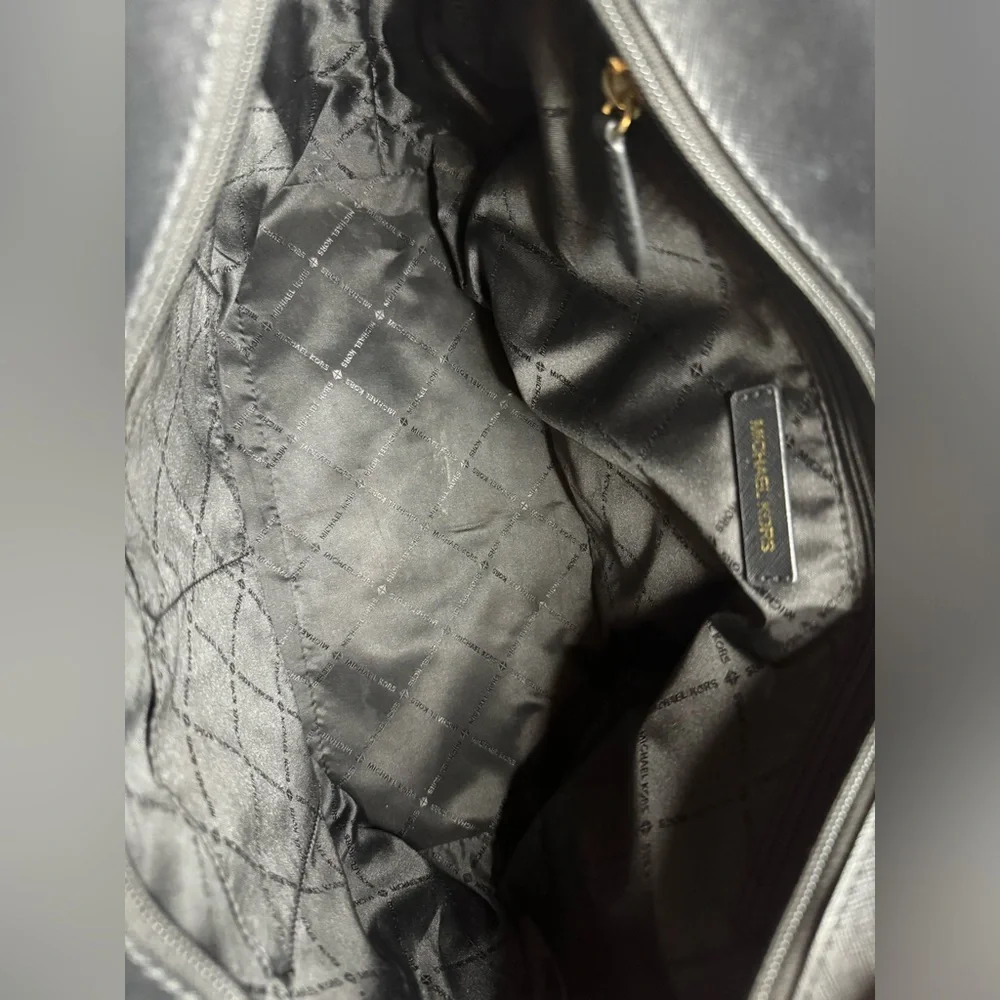 #143 Michael Kors Jet Set Travel Large Top Zip Black Leather Shoulder Tote - Picture 13 of 17